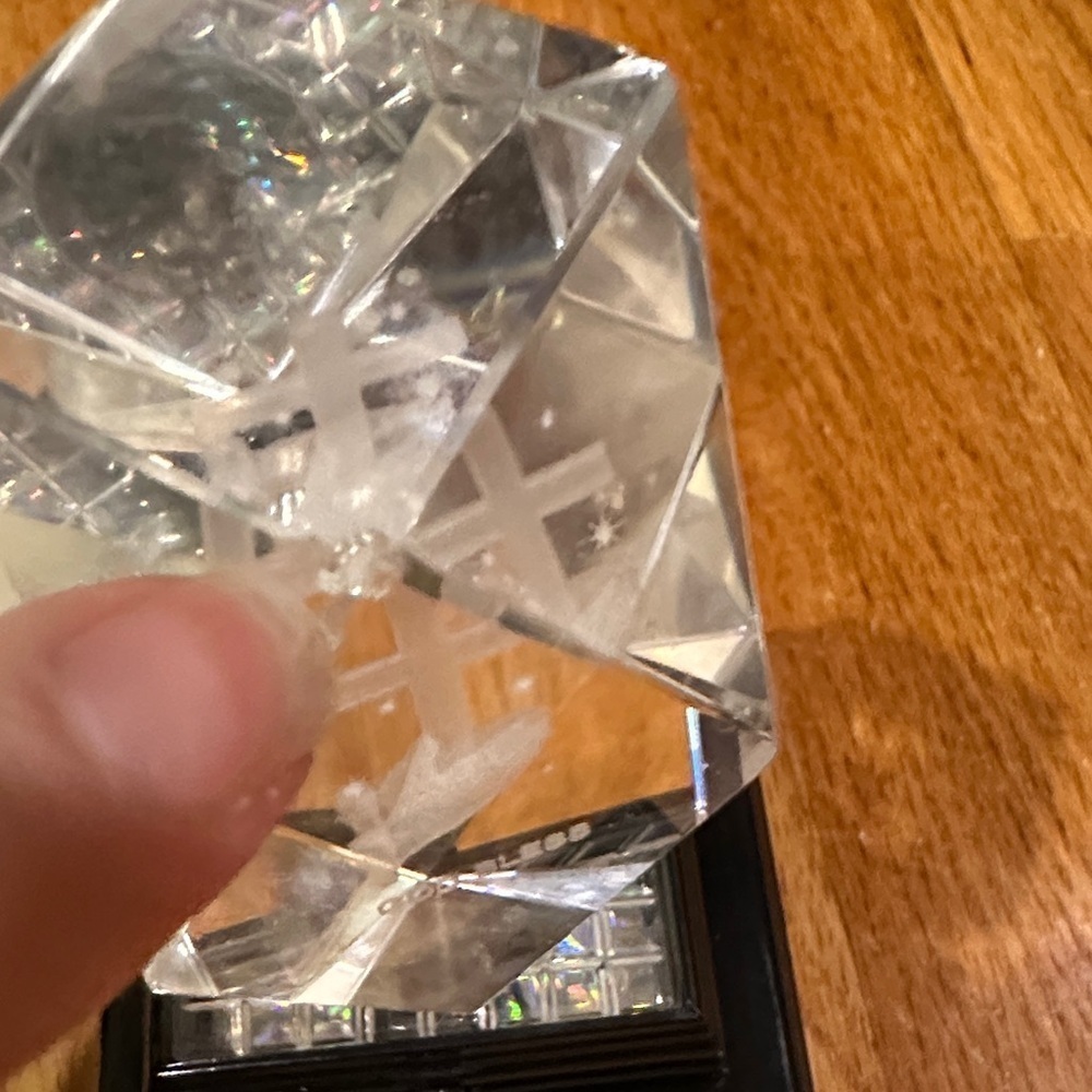 Crystal Prayer Plaque with Black Base - Picture 4 of 6